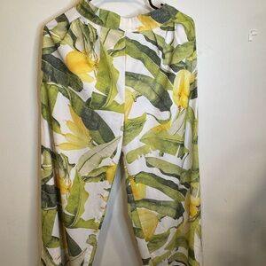 Fashion Nova Green and Yellow Floral Women's Pants